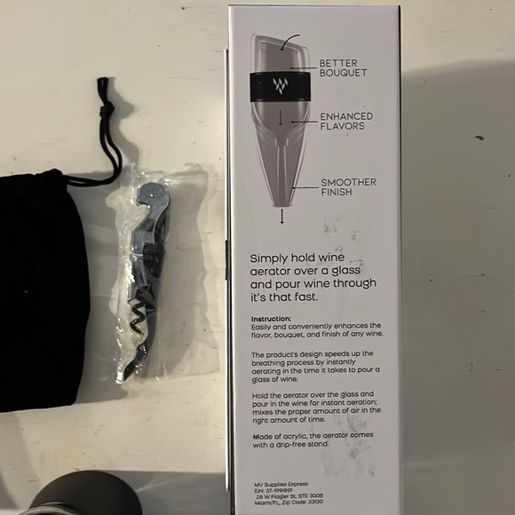 Wine Aerator Pourer set - Picture 4 of 7